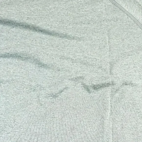 Under Armour Men's Gray Long Sleeve Shirt - Picture 3 of 9